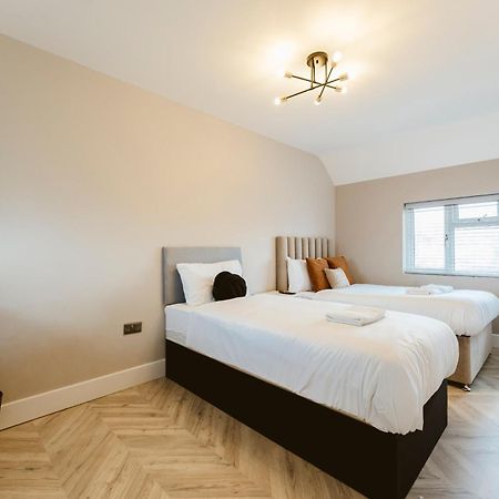West Drayton Self Contained Studios Экстерьер фото