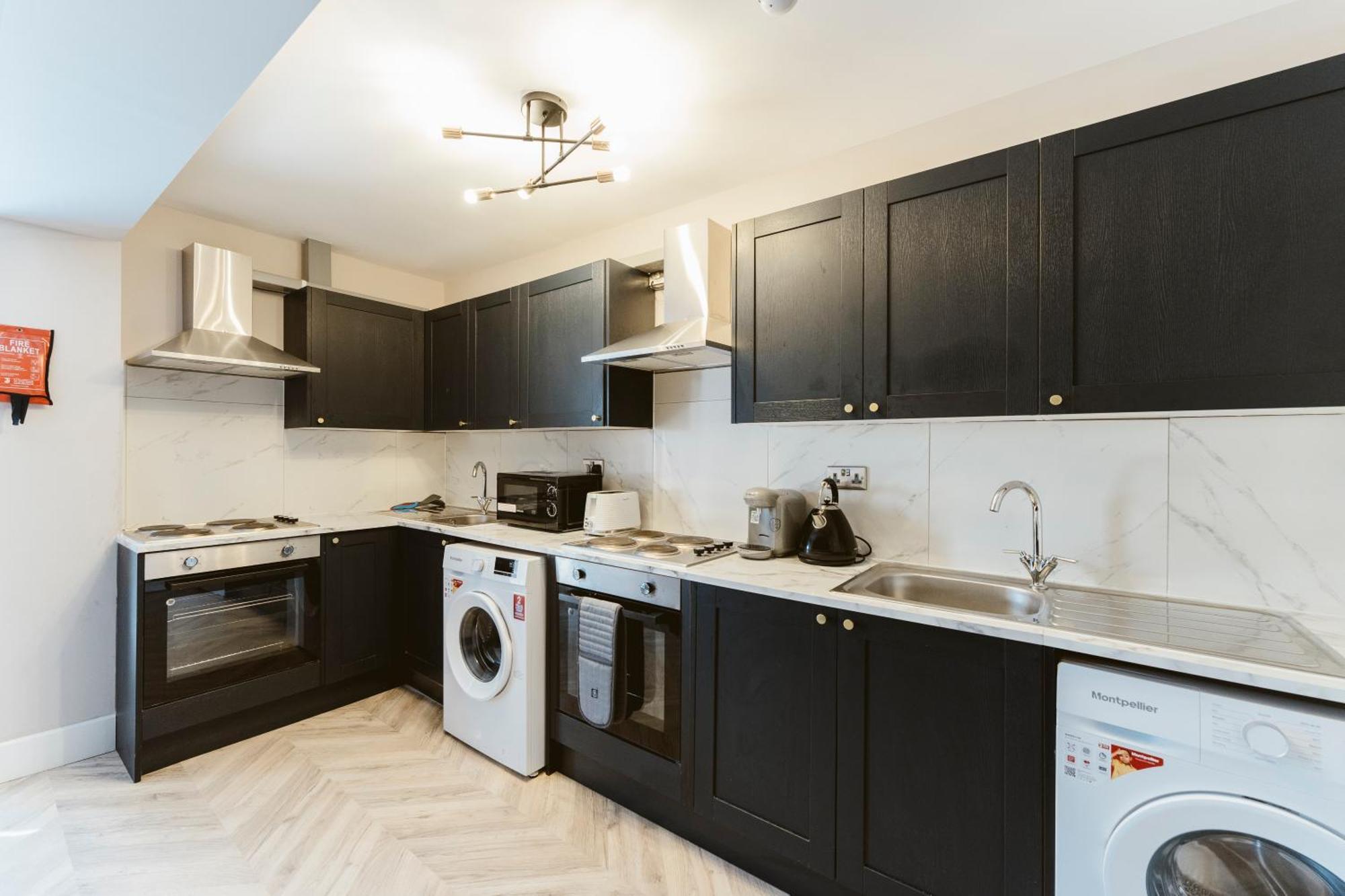West Drayton Self Contained Studios Экстерьер фото