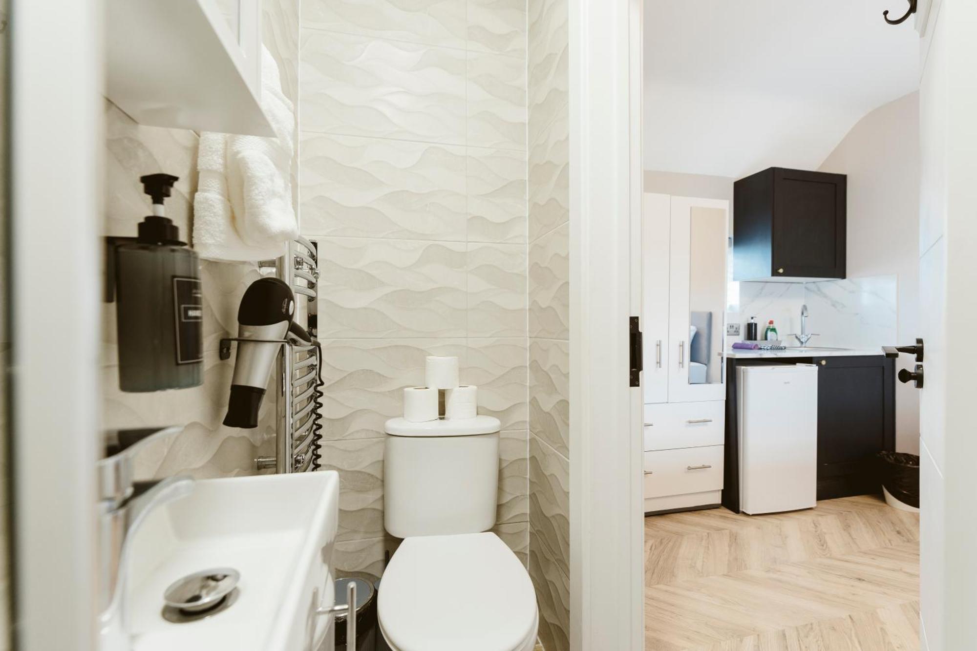 West Drayton Self Contained Studios Экстерьер фото