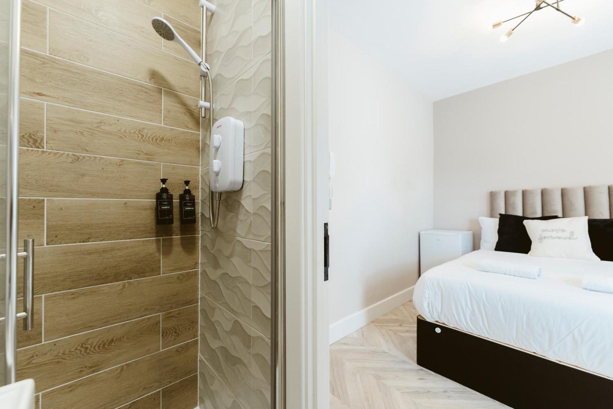 West Drayton Self Contained Studios Экстерьер фото